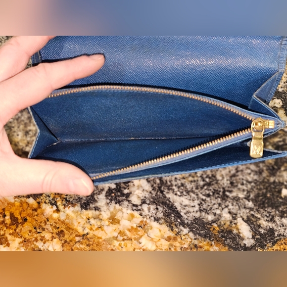 Louis Vuitton Blue Women's Bag - Picture 15 of 16
